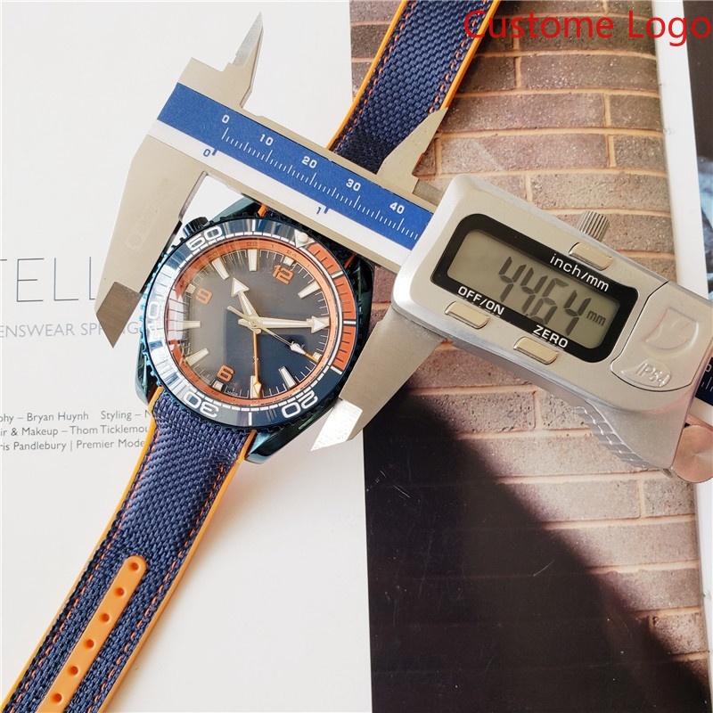 メンズGMTダイビングウォッチ、ブルーとオレンジのツートンベ - Rubber Strap Diver のレビューと価格