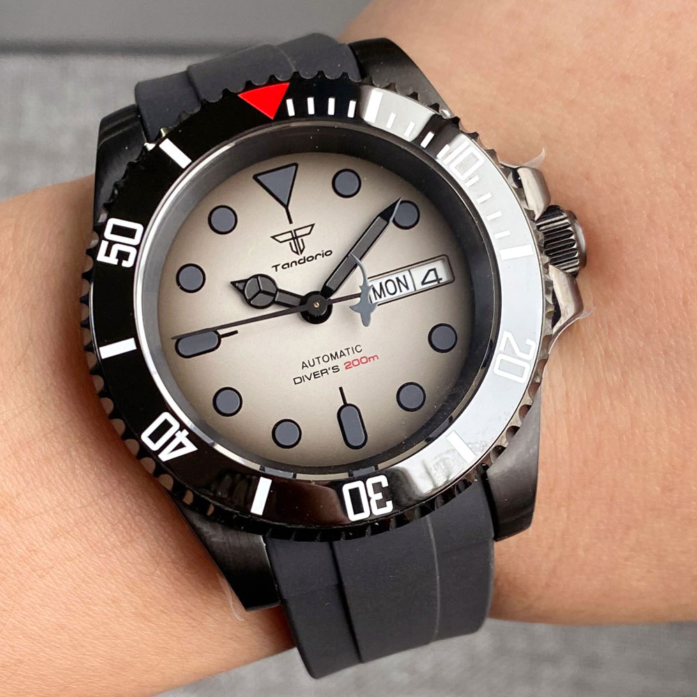 Tandorio-男性用防水ヴィンテージスイムダイバーウォッ - Rubber Strap Diver のレビューと価格
